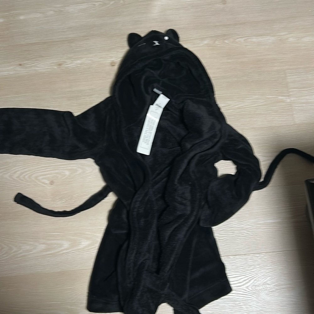 Kids gap robe size 14 black